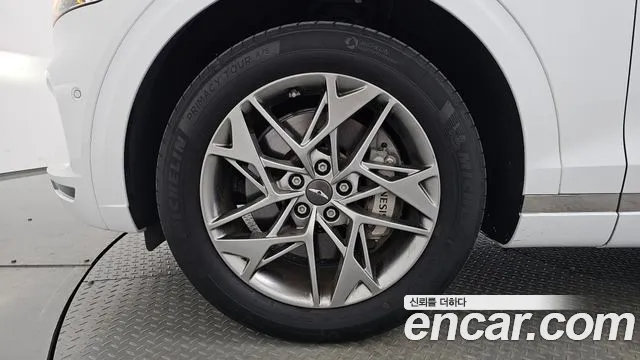 Genesis GV70 — Фото автомобиля 5