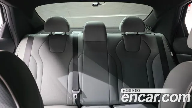 Hyundai Avante CN7 — Фото автомобиля 30