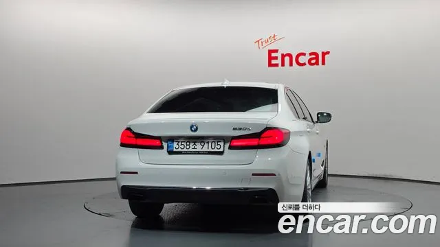 BMW 5 Series G30 — Фото автомобиля 4
