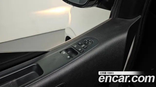Hyundai Staria Staria Карго 5 мест — Фото автомобиля 13