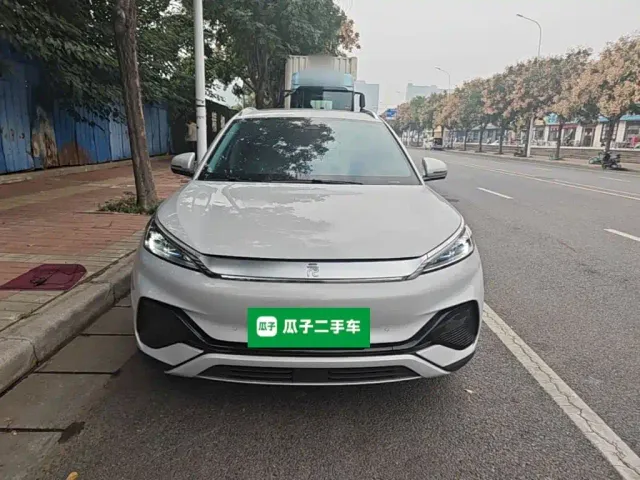 BYD Yuan PLUS — Фото автомобиля 2