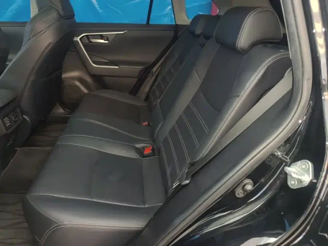 Toyota Wildlander — Фото автомобиля 16