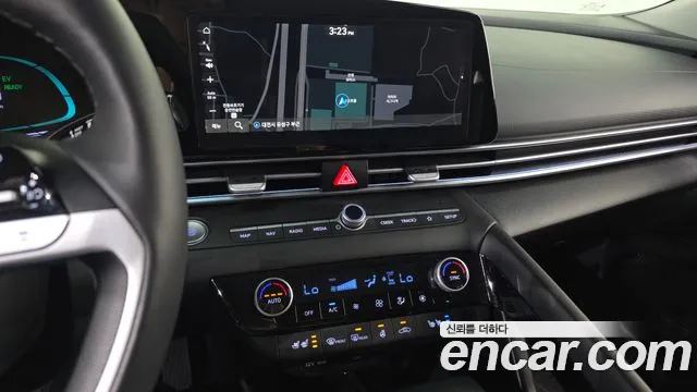 Hyundai Avante CN7 — Фото автомобиля 19