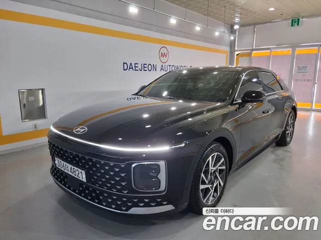 Hyundai Grandeur GN7 — Фото автомобиля 3