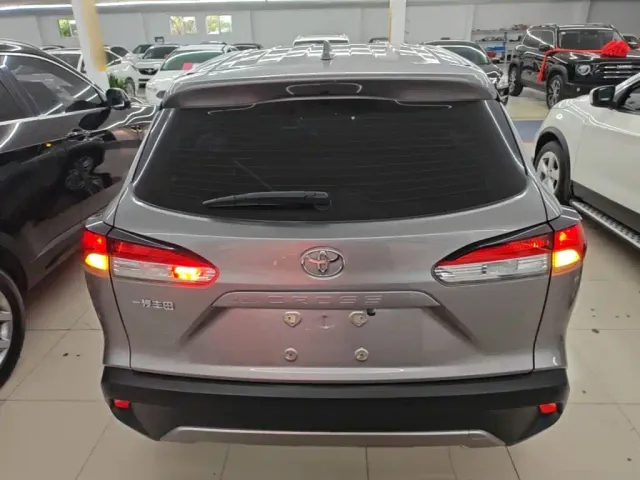 Toyota Corolla Cross — Фото автомобиля 5