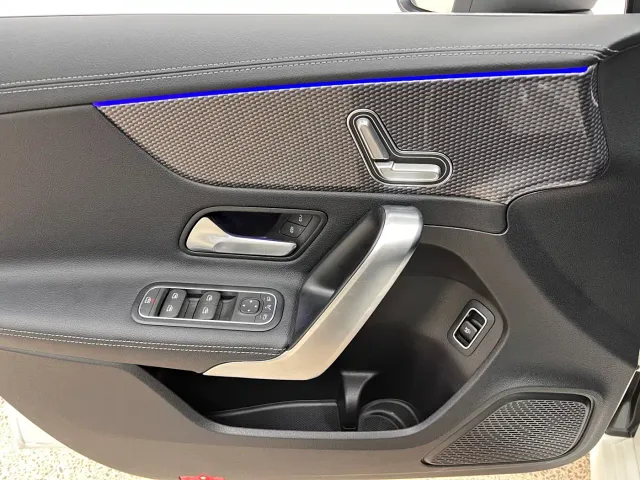 Mercedes-Benz A-Class — Фото автомобиля 15