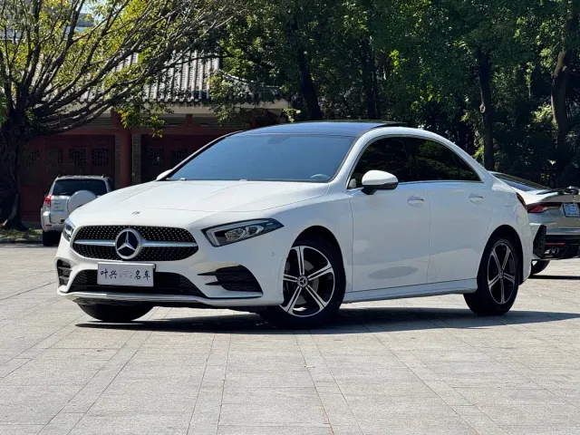 Mercedes-Benz A-Class — Фото автомобиля 5