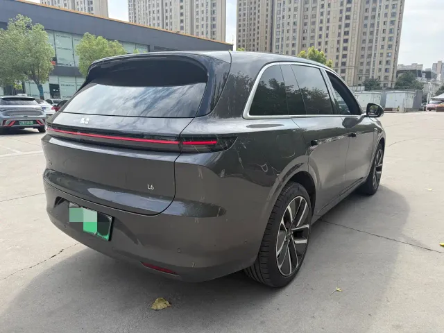 Li Auto L6 — Фото автомобиля 8