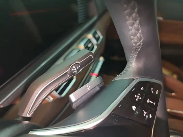 Mercedes-Benz GLS-Class — Фото автомобиля 18