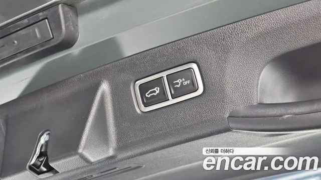 Kia Sorento Новый Sorento 4 поколение Бензин 2.5T 2WD — Фото автомобиля 26