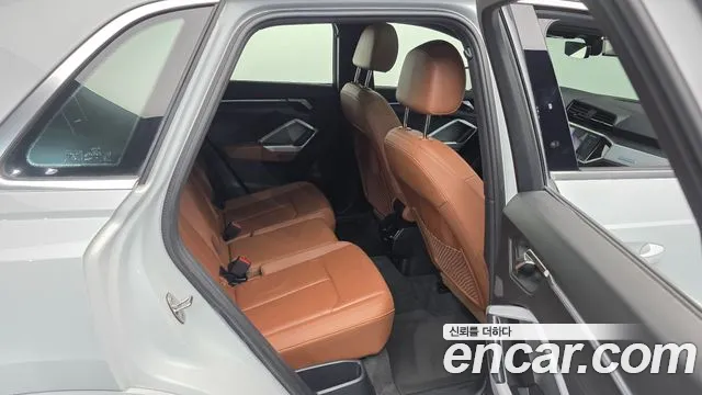 Audi Q3 — Фото автомобиля 12