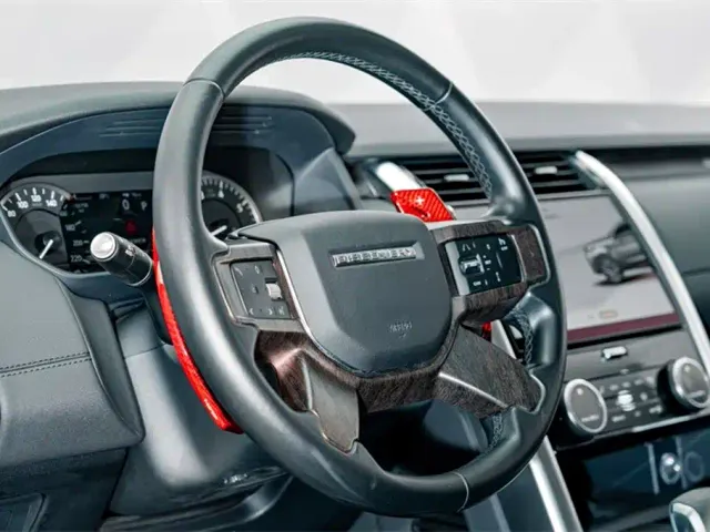 Land Rover Discovery — Фото автомобиля 9