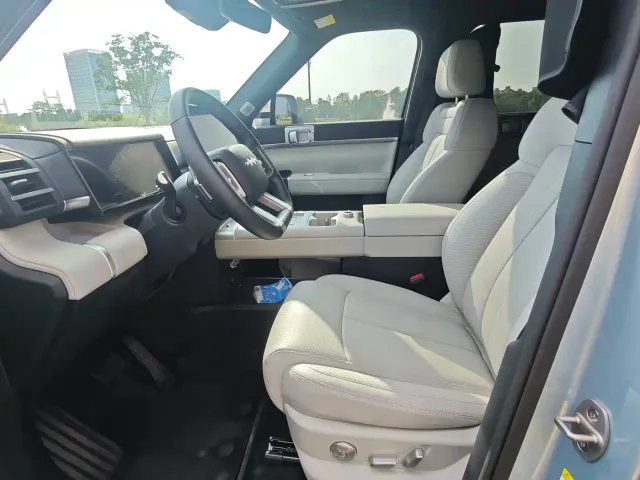 BYD FangChengBao Titanium 7 — Фото автомобиля 5