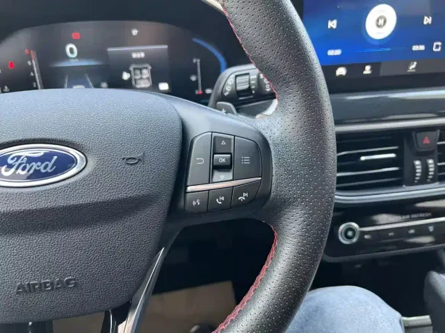 Ford Focus — Фото автомобиля 23