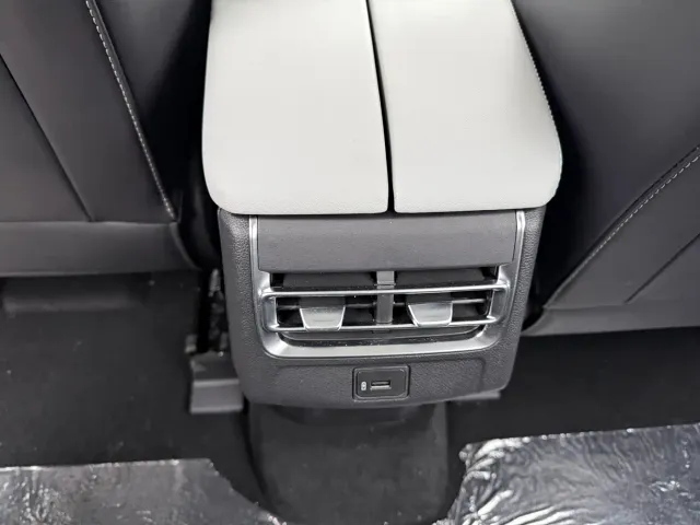 Changan CS75 Plus — Фото автомобиля 11