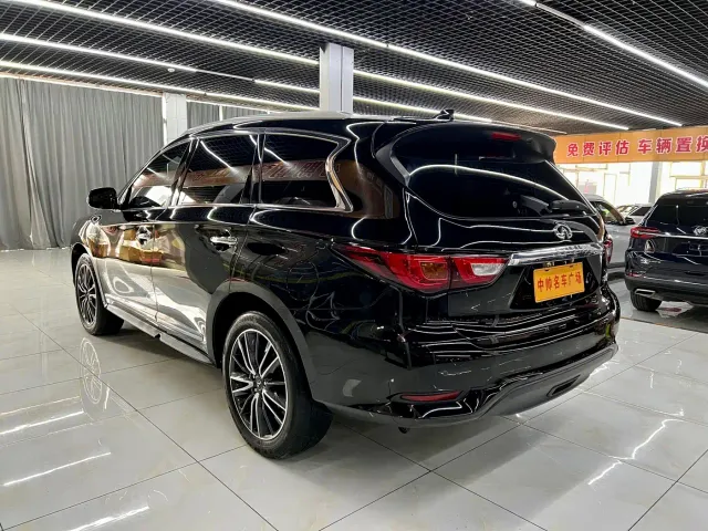 Infiniti QX60 — Фото автомобиля 4