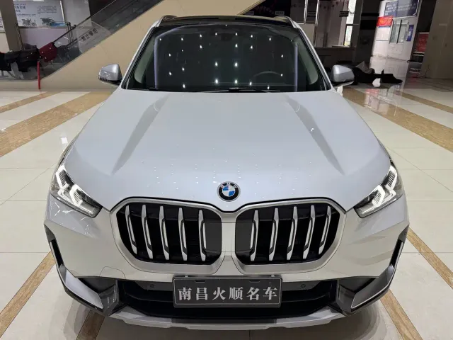 BMW X1 — Фото автомобиля 3