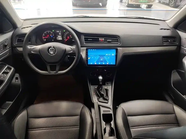 Volkswagen Lavida — Фото автомобиля 9