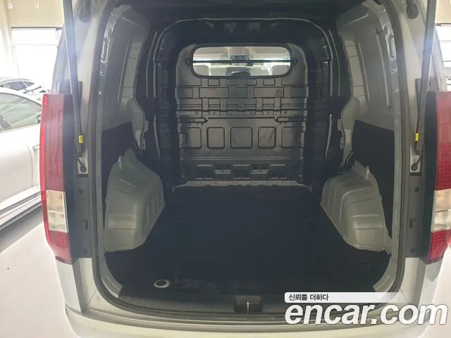 Hyundai Staria Staria Карго 5 мест — Фото автомобиля 14