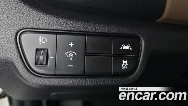 Kia Seltos — Фото автомобиля 13