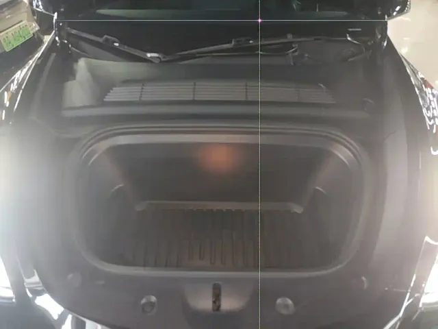 Tesla Model Y — Фото автомобиля 19