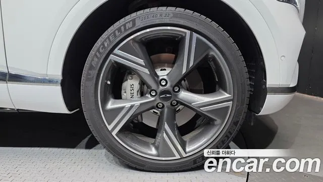 Genesis GV80 — Фото автомобиля 21