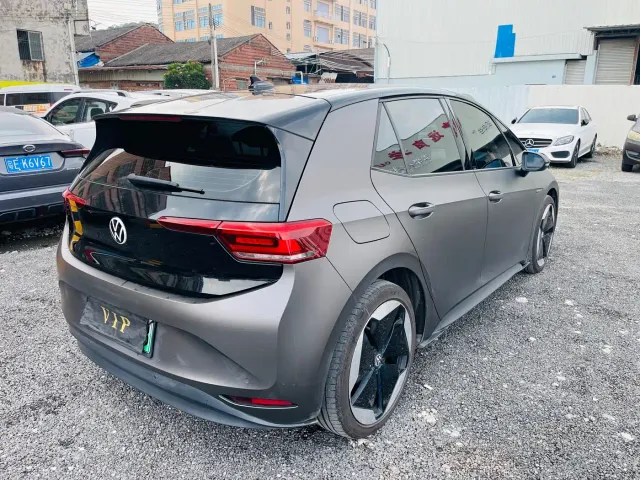 Volkswagen ID.3 — Фото автомобиля 10