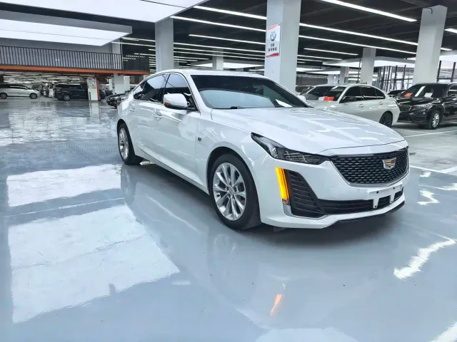 Cadillac CT5 — Фото автомобиля 3