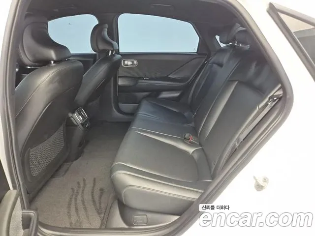 Hyundai Ioniq 6 — Фото автомобиля 7