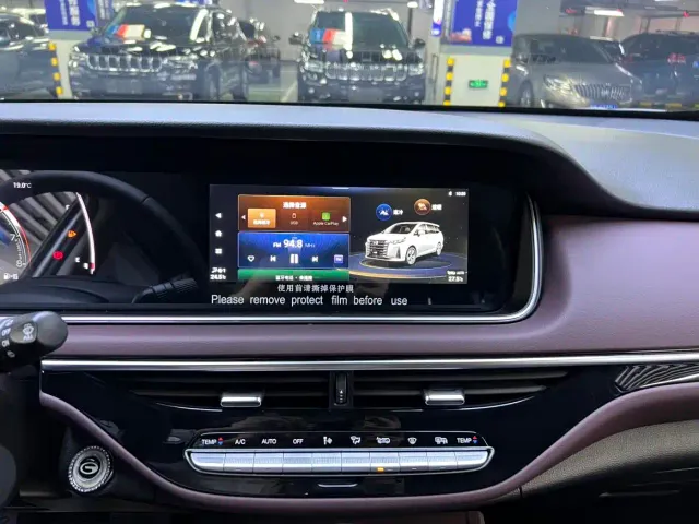 GAC Trumpchi M6 — Фото автомобиля 10