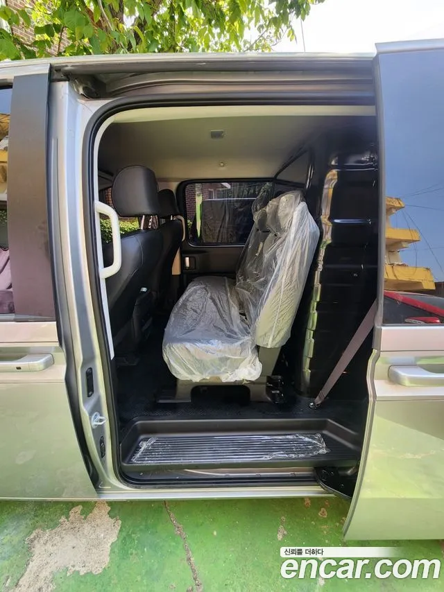 Hyundai Staria Staria Карго 5 мест — Фото автомобиля 8