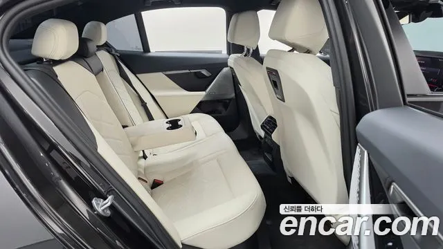 BMW 5 Series — Фото автомобиля 17