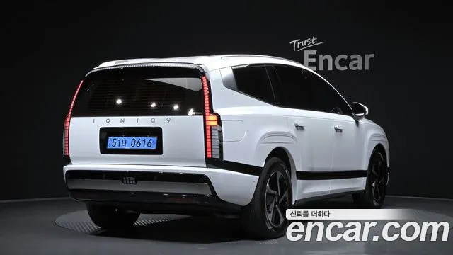 Hyundai Ioniq 9 — Фото автомобиля 2