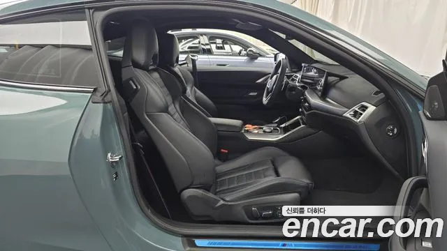 BMW 4 Series G22 — Фото автомобиля 16