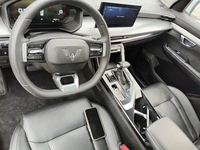 Wuling Asta — Фото автомобиля 9