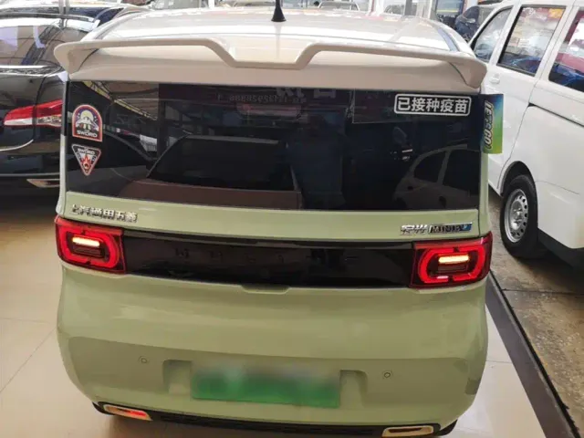 Wuling Hongguang Mini EV — Фото автомобиля 5