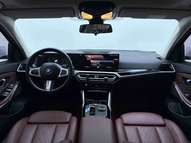 BMW BMW i3 2022 eDrive 35 L — Фото автомобиля 14