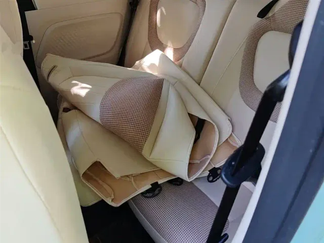 Wuling Hongguang Mini EV — Фото автомобиля 16