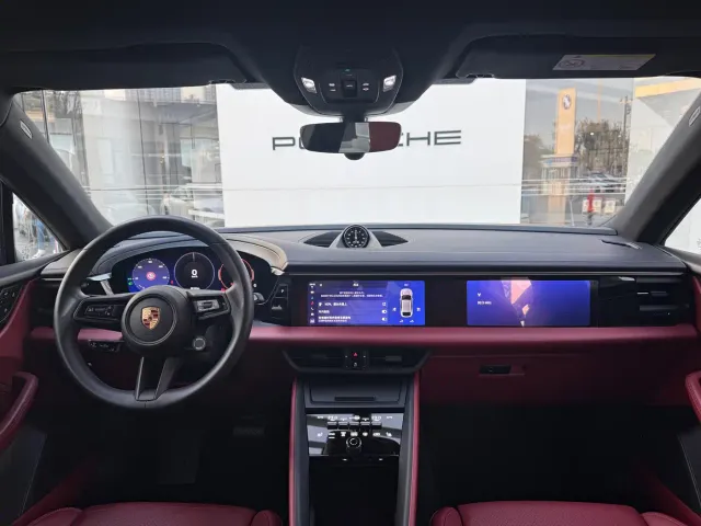 Porsche Macan EV — Фото автомобиля 16