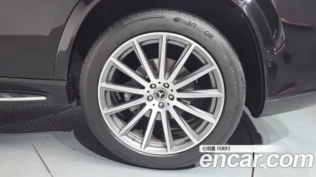 Mercedes-Benz GLS-Class — Фото автомобиля 5