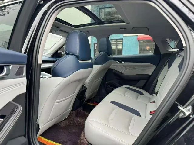 Geely Xingrui — Фото автомобиля 10