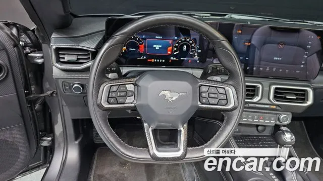 Ford Mustang Mustang 7 поколение 2.3 EcoBoost Premium Кабриолет — Фото автомобиля 13