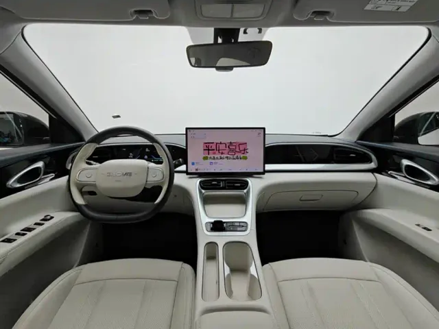 Geely Starry Wish — Фото автомобиля 4