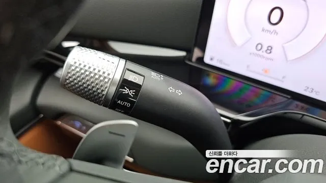 Genesis GV80 — Фото автомобиля 27
