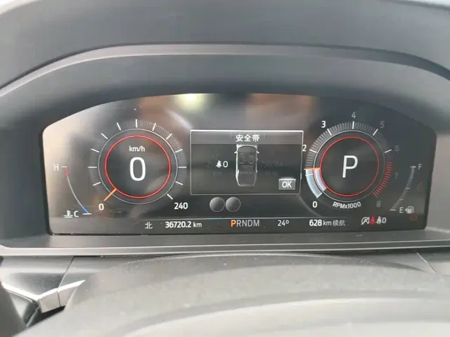 Ford Explorer — Фото автомобиля 11