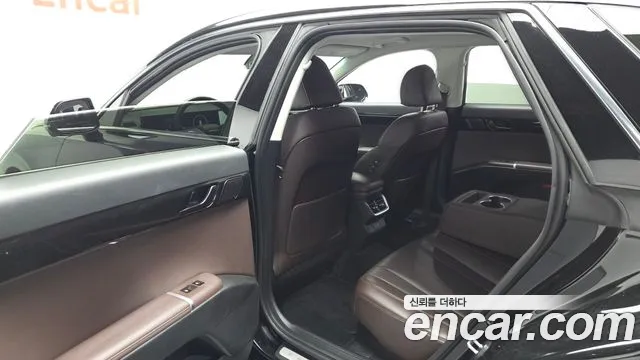 Hyundai Grandeur GN7 — Фото автомобиля 16