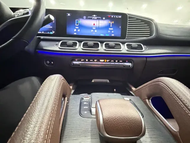 Mercedes-Benz GLE-Class — Фото автомобиля 5