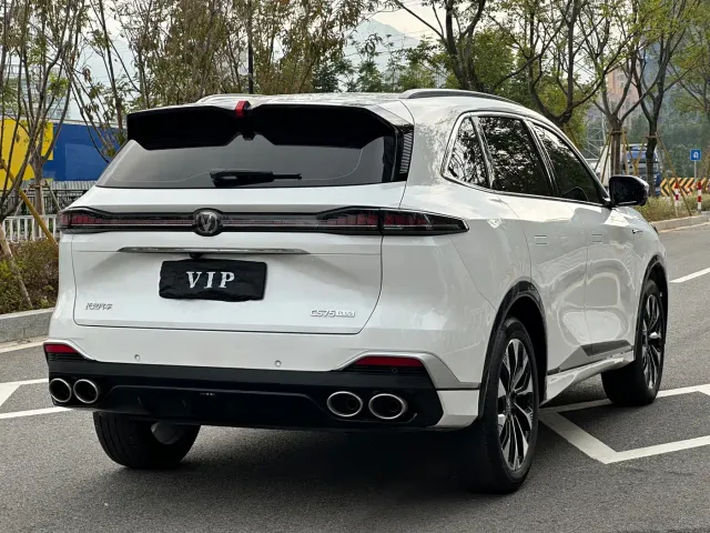 Changan CS75 Plus — Фото автомобиля 18