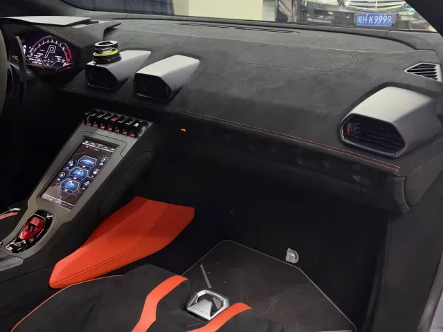 Lamborghini Huracan — Фото автомобиля 13