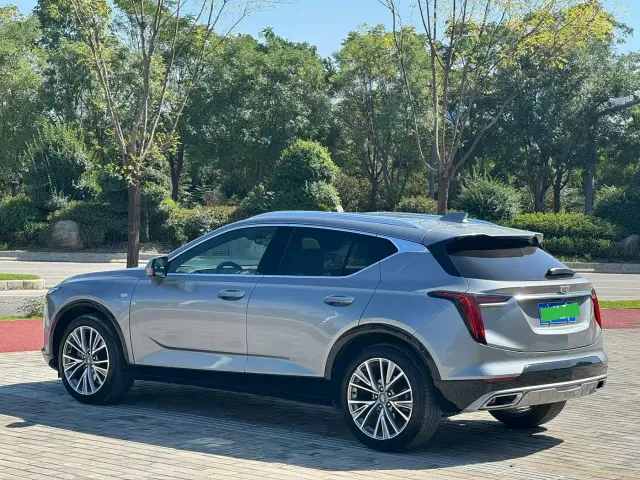 Cadillac GT4 — Фото автомобиля 9